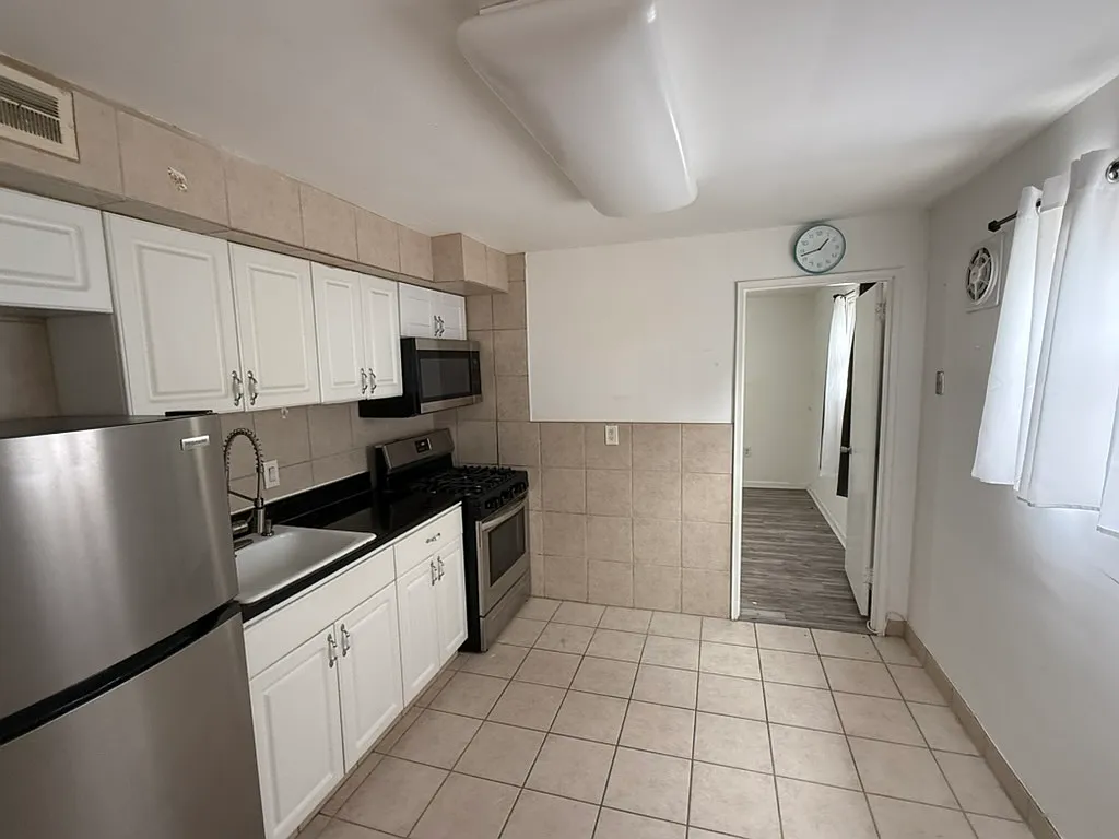 4134 Longshore Ave — Photo 4