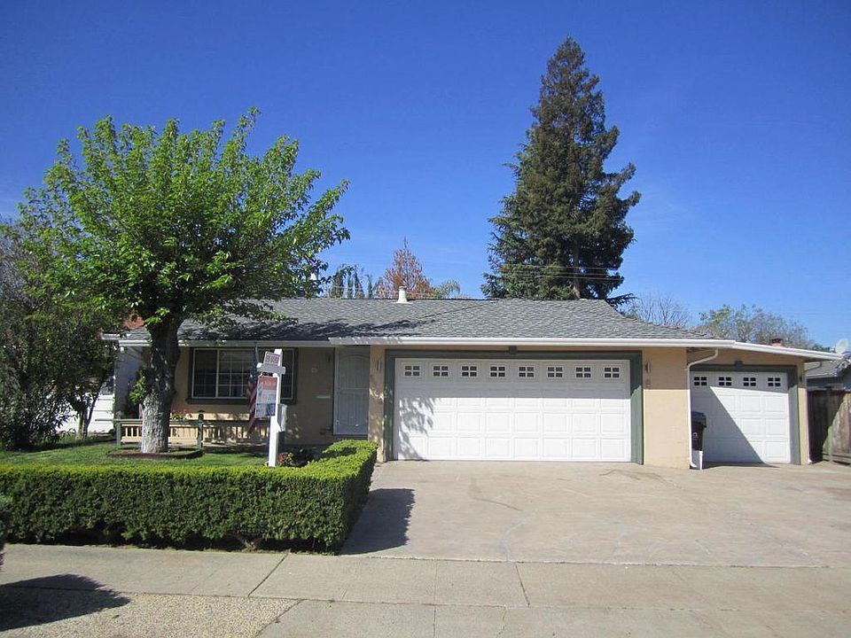 1st image of 5753 Lilac Blossom Ln