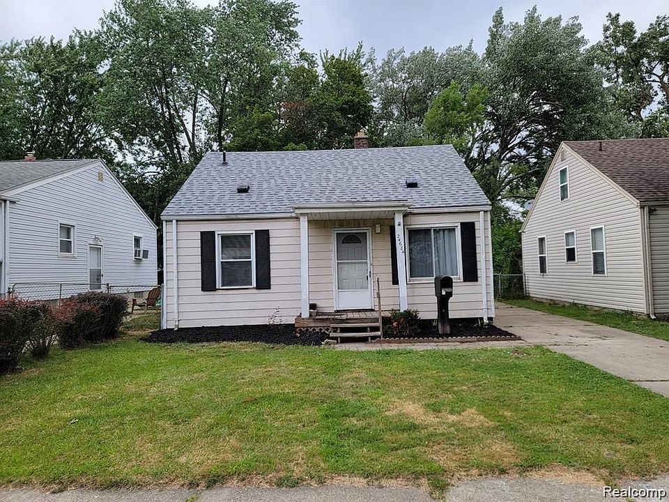 1st image of 24684 Lehigh St