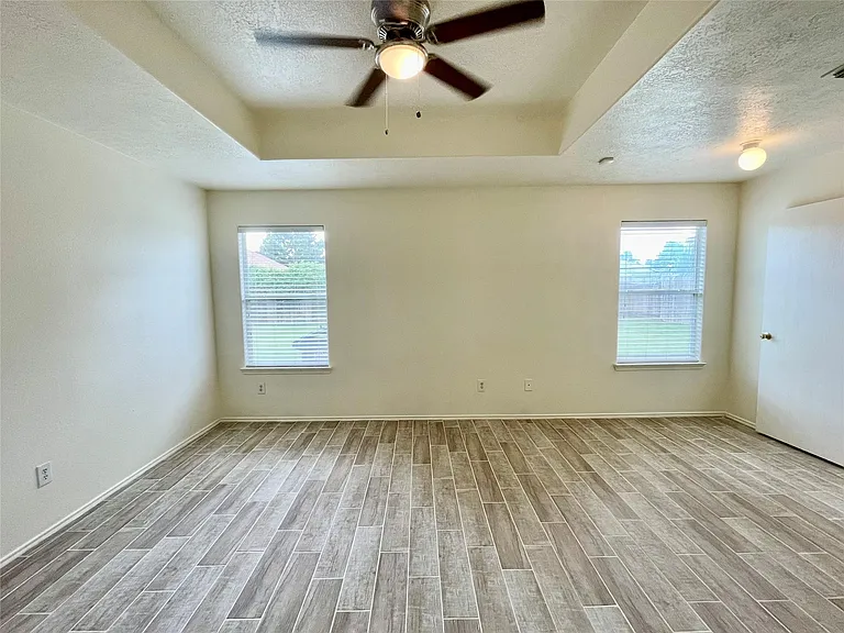 19127 Yaupon Ranch Dr — Photo 19