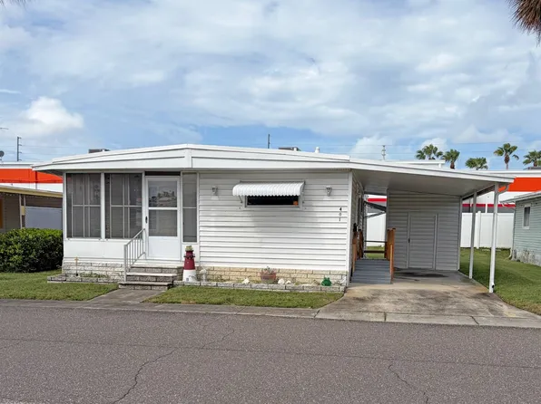 401 Buccaneer Dr, Largo, FL 33770