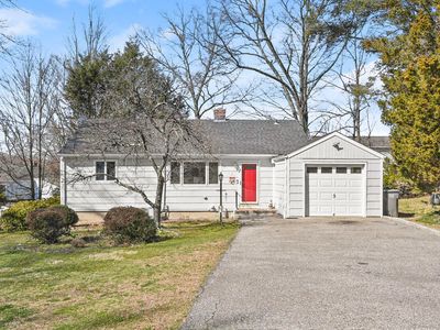 5 Shawnee Road, Trumbull, CT, 06611