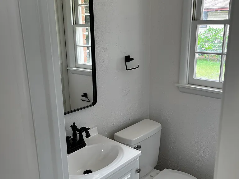 2720 Northampton Pl — Photo 7