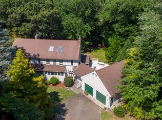 72 Ayers Point Rd, Old Saybrook, CT 06475