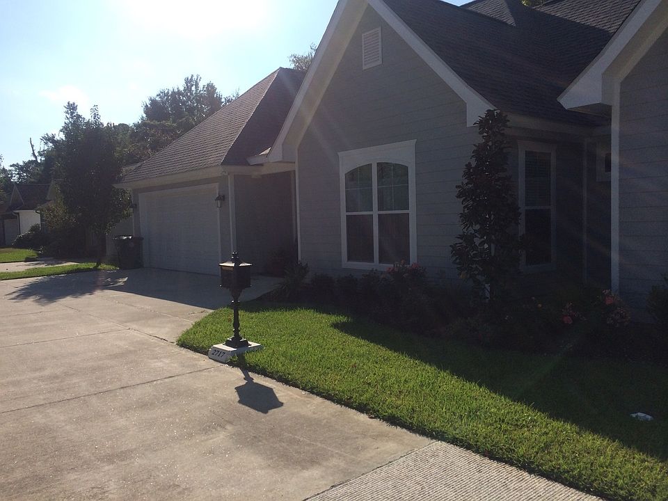 1st image of 2717 Henderson Bayou Pl