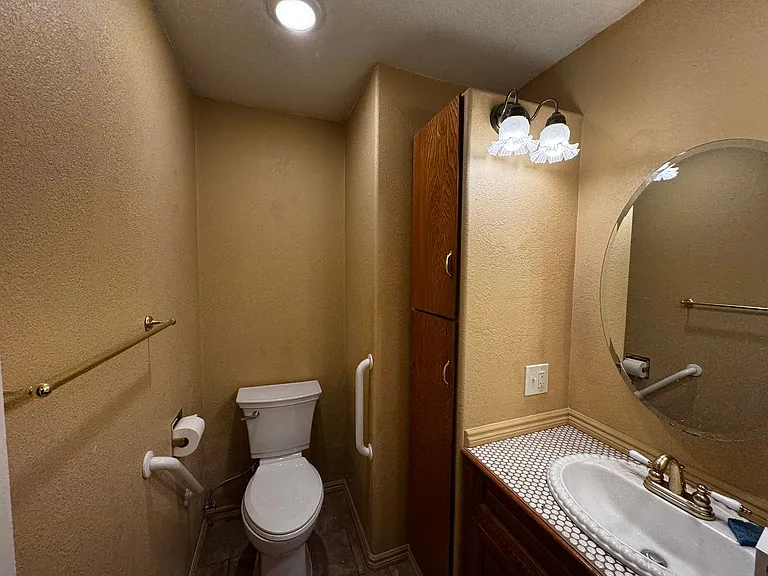 2026 Ridgewood Dr — Photo 11