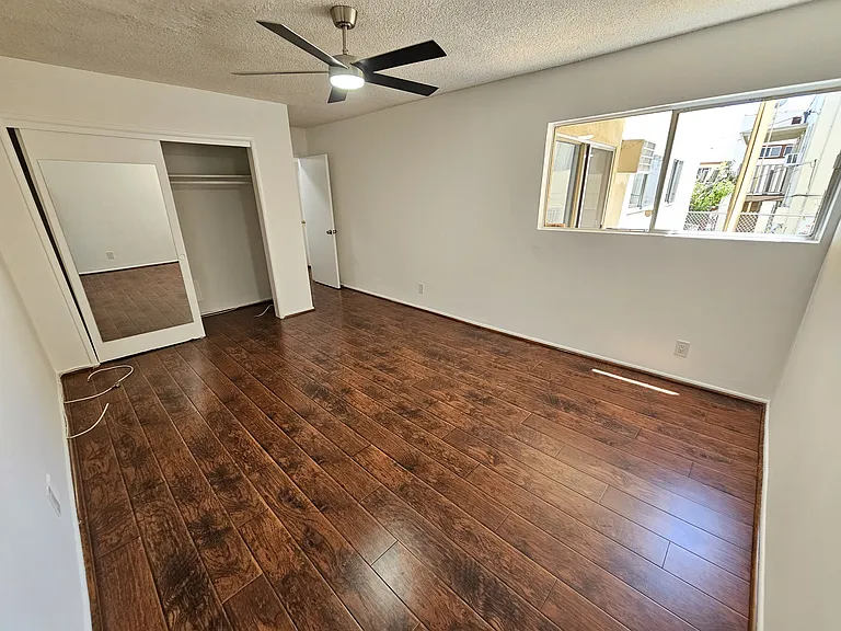 1202 N Fuller Ave #7 — Photo 16