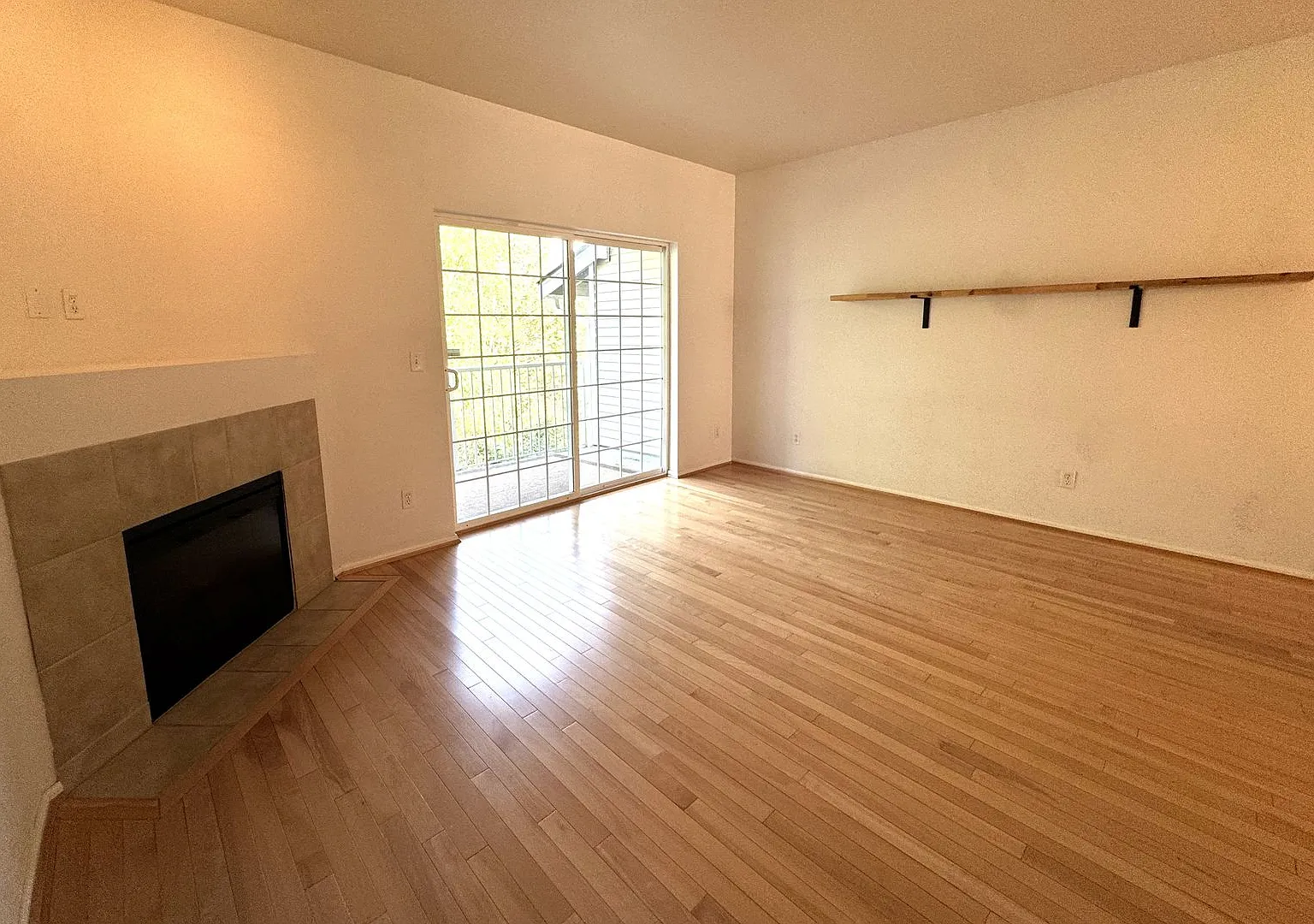 2Bd/2.5Ba Seattle Condo — Photo 3