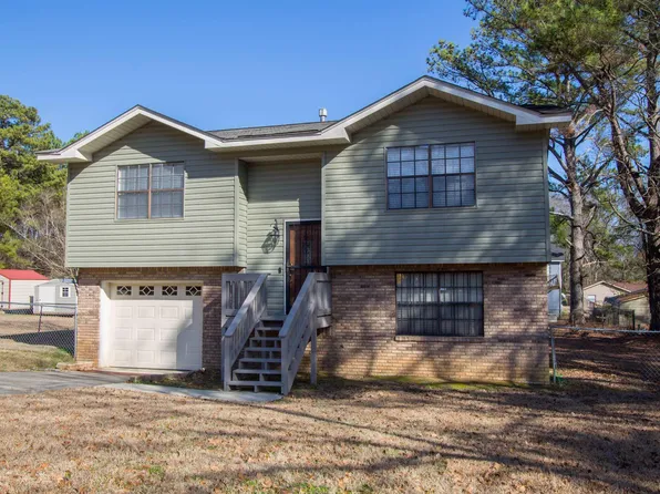 700 Westchester Dr, Bessemer, AL 35022