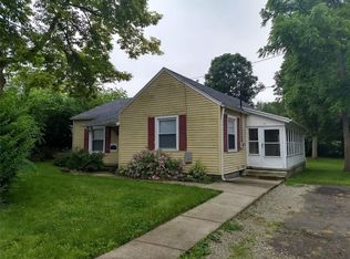 39 Walnut Rd, Medway, OH 45341