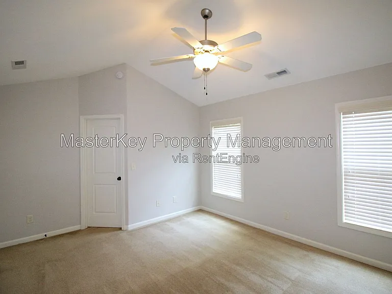 533 Matheson Pl — Photo 11