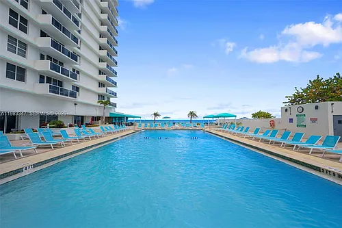 3725 S Ocean Dr #924 Photo 1