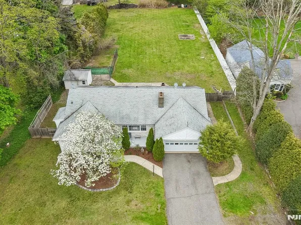 921 Linwood Ave, Ridgewood, NJ 07450