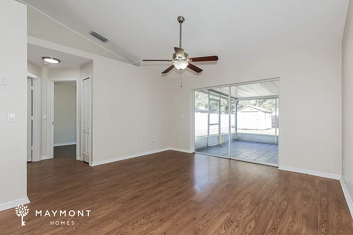3 bed, 2.0 bath, 1440 sqft, $2,125 — Photo 4