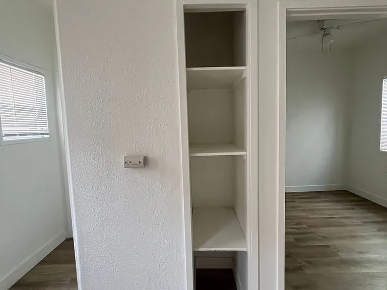 935 Alamitos Ave — Photo 5