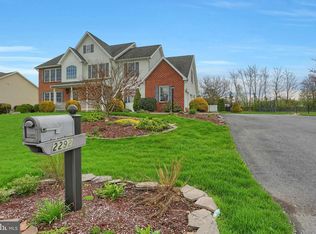 2292 Ocracoke Island Ct, Chambersburg, PA
