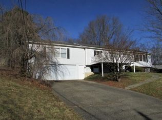 1911 Buffalo St, Endicott, NY 13760