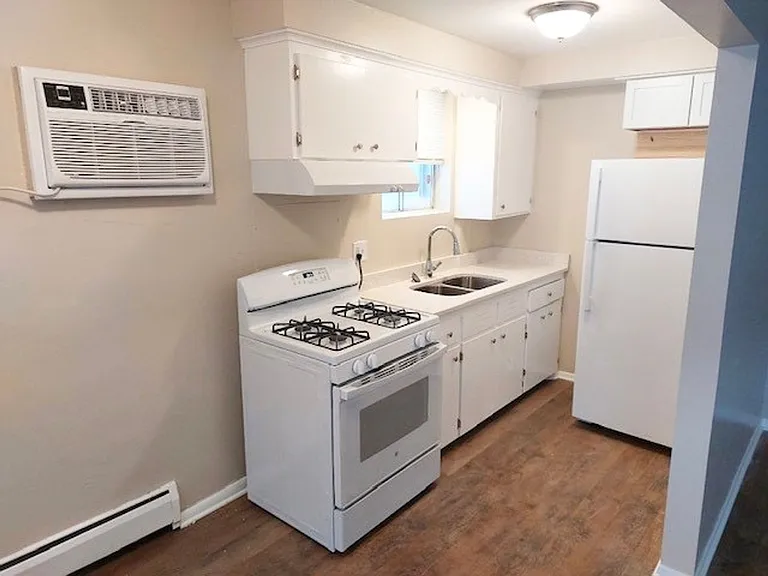 Central Flats — Photo 11