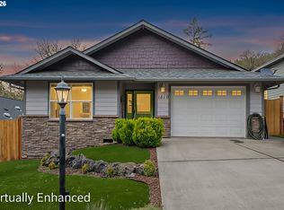 1810 NE Alameda Ave, Roseburg, OR