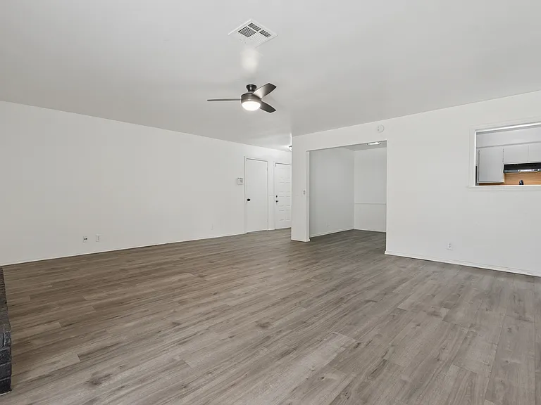 2700 E Shoreridge Ave #2700 — Photo 10