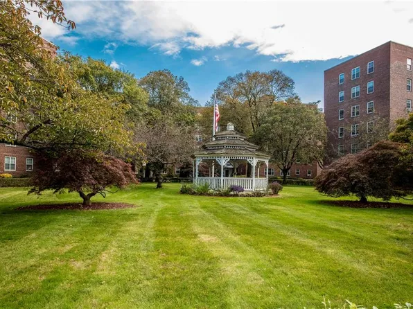 220 Pelham Road #6E, New Rochelle, NY 10805