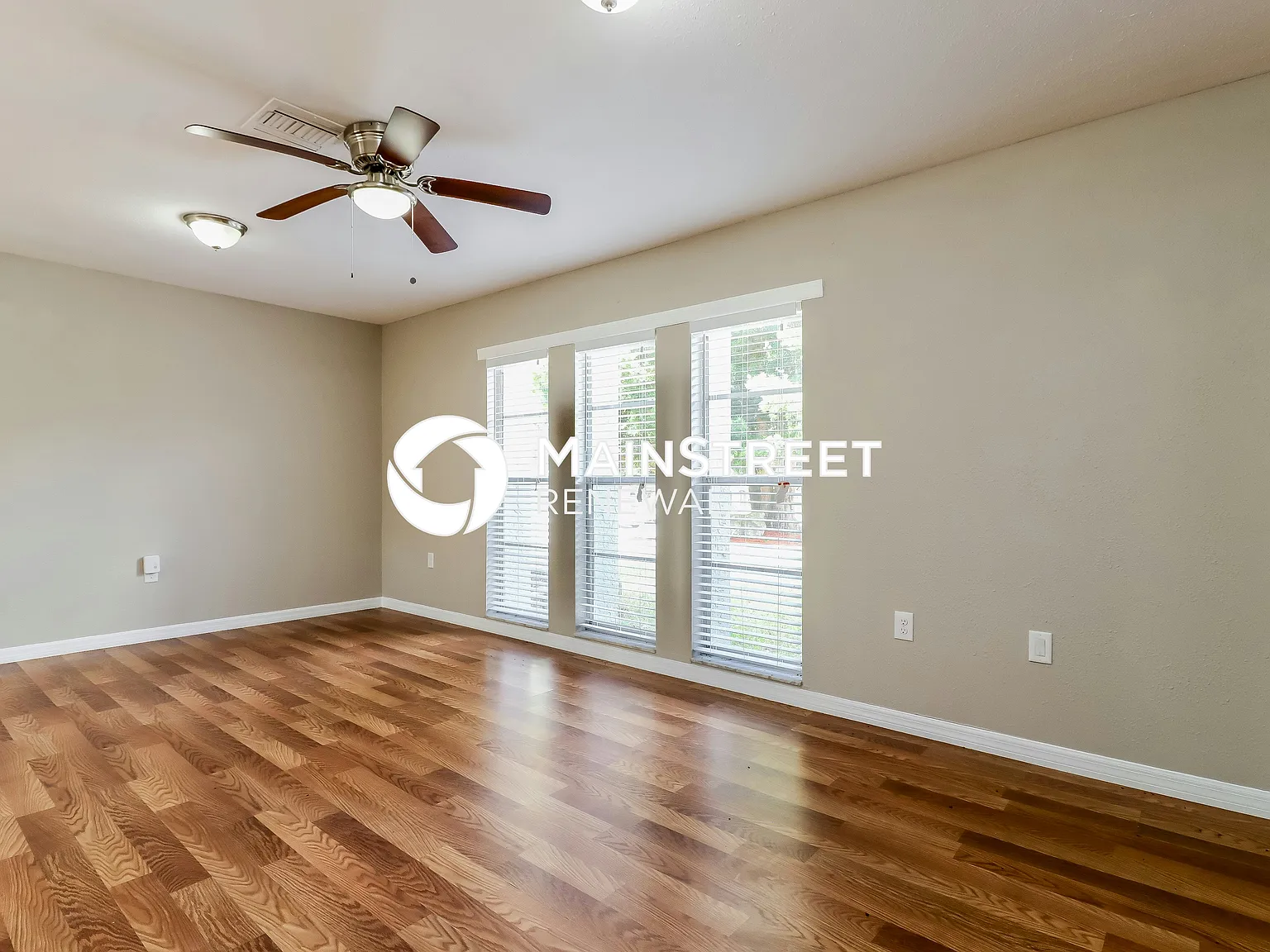 12156 Monarco Ln — Photo 4