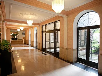 Sold by Avenue Sotheby's International Realty