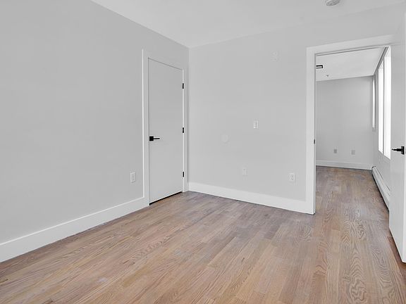 5th image of 74 Lexington Ave #3