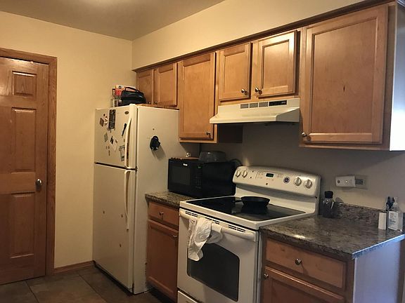 5th image of 413 Kiowa Dr APT 204
