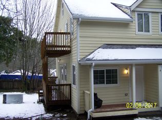 718 N 6th St APT 2, Shelton, WA 98584