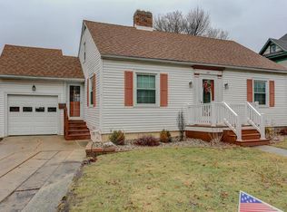 441 E Pells St, Paxton, IL 60957