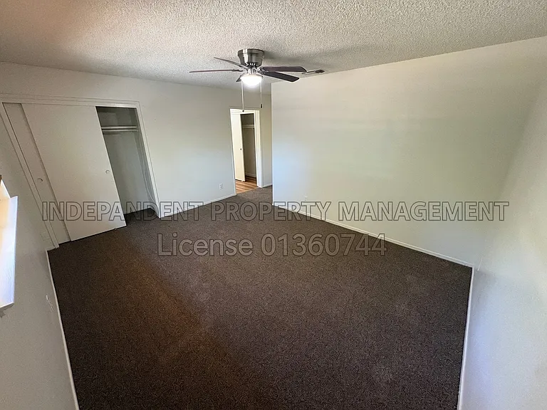 2601 Pinewood Dr — Photo 5