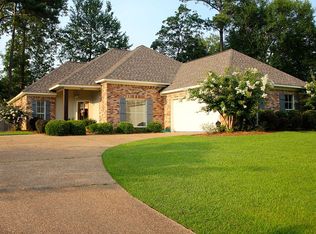 602 Sawpine Ln, Ridgeland, MS 39157