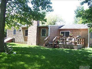 1st image of 22 Cedar Ave