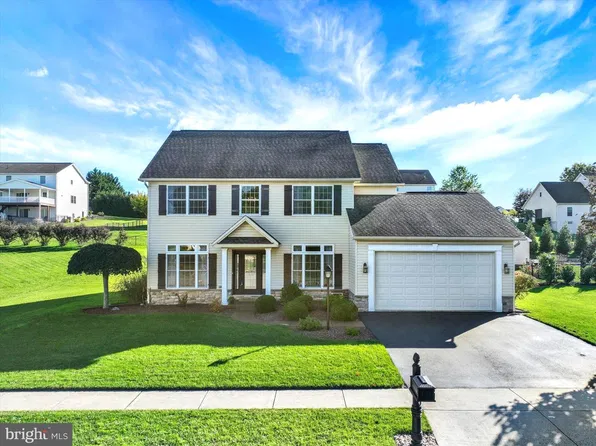 3929 Trayer Ln, Mechanicsburg, PA 17050