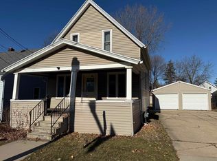 1424 E College Ave, Appleton, WI 54915