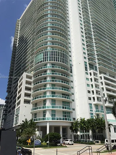 1800 N Bayshore Dr Photo 1