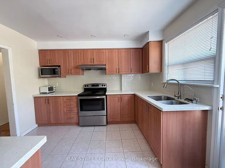 366 Highfield Rd — Photo 9