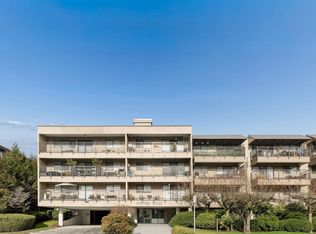 330 E 1st St #203, North Vancouver, BC