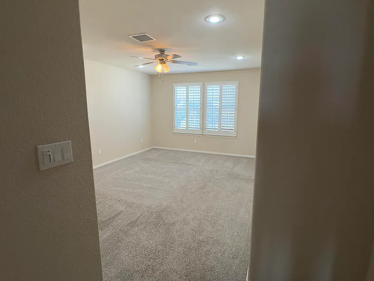 7665 Mundy Creek Dr — Photo 49