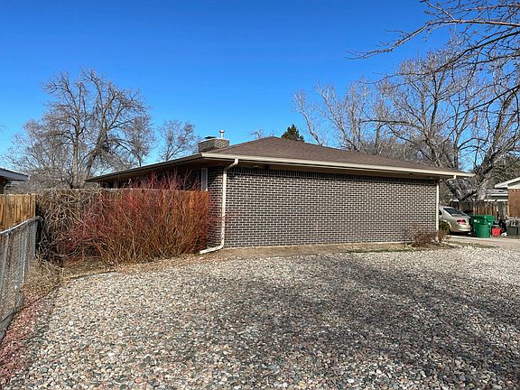 4th image of 212 S Circle Dr