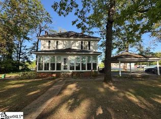 9016 Augusta Rd, Pelzer, SC 29669