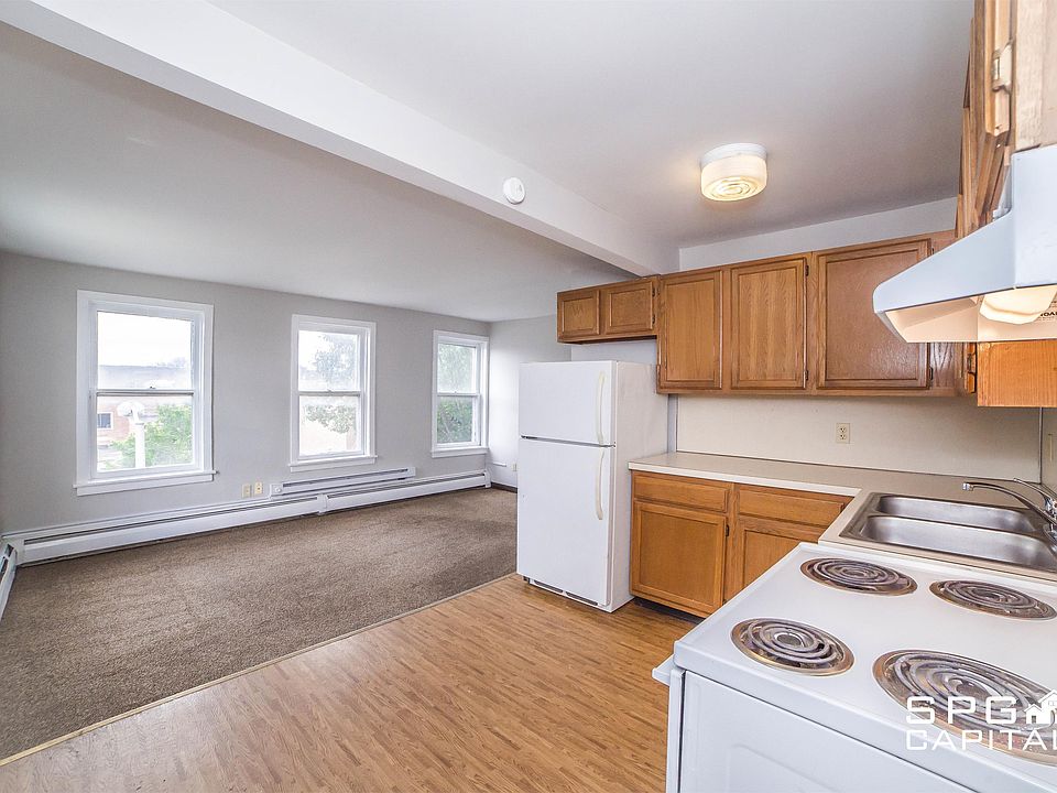 12, 1620 Baltimore St, Hanover 18F Apartment Rentals Hanover, PA