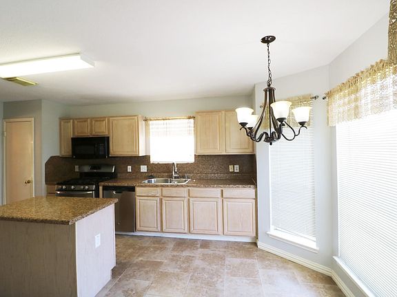 4th image of 1926 Wildwood Ridge Dr