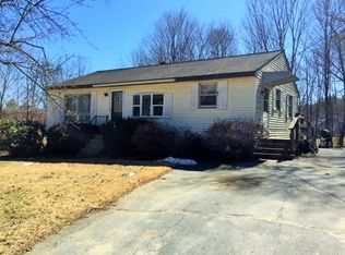 2 Sunset Dr, Sterling, MA 01564
