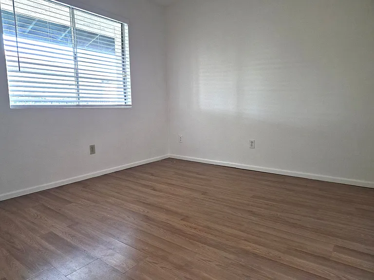 8732 Lomita Dr #C — Photo 9