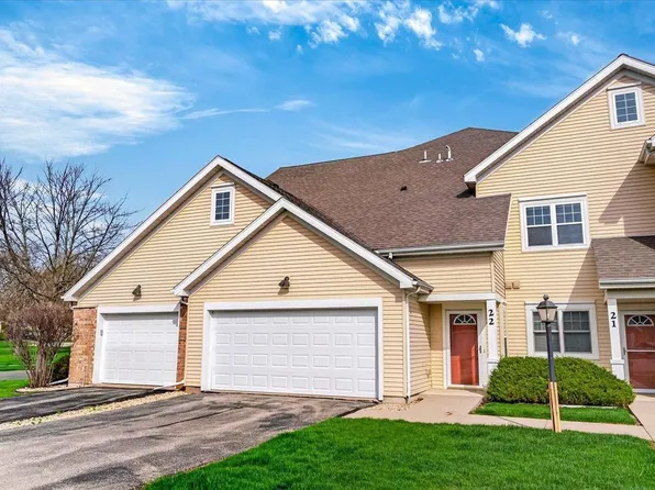 30 Keystone Way #22, Fitchburg, WI 53711
