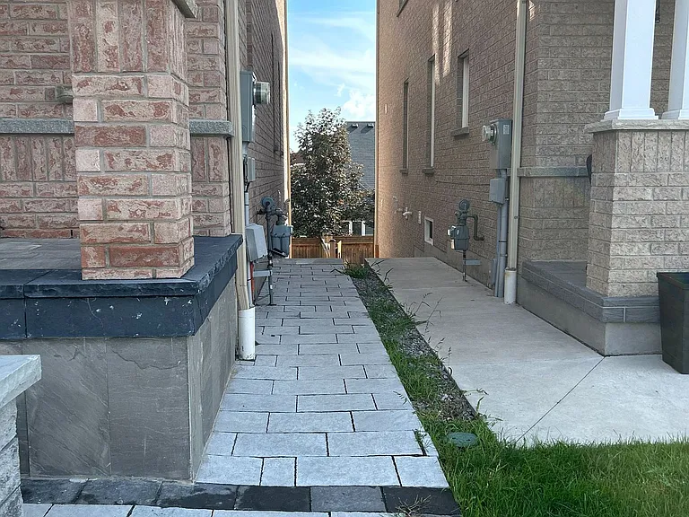 9 Keith Wright Cres — Photo 2