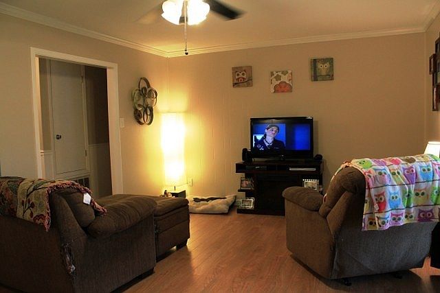 2nd image of 114 Davis Dr