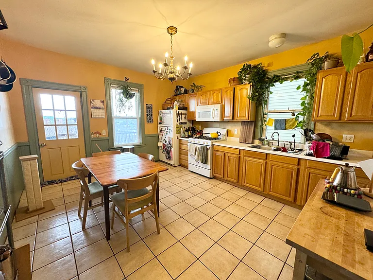 16 Fisher Ave #3 — Photo 1